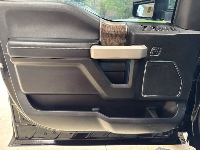 Used 2018 Ford F250 Lariat w/ Lariat Ultimate Package AWD/4WD image 12