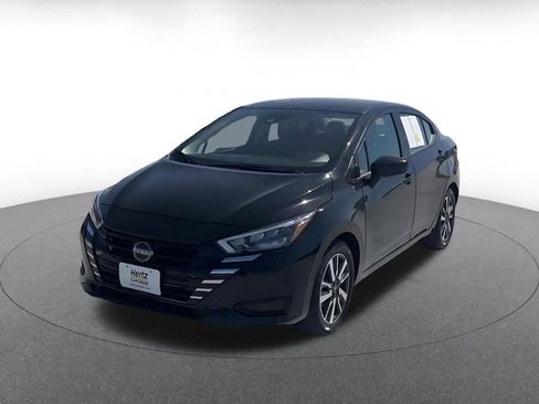 Used 2025 Nissan Versa SV FWD image 5