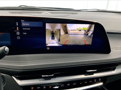 Used 2025 Cadillac XT4 Premium Luxury FWD image 24