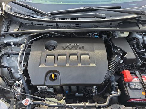 Used 2018 Toyota Corolla L image 31