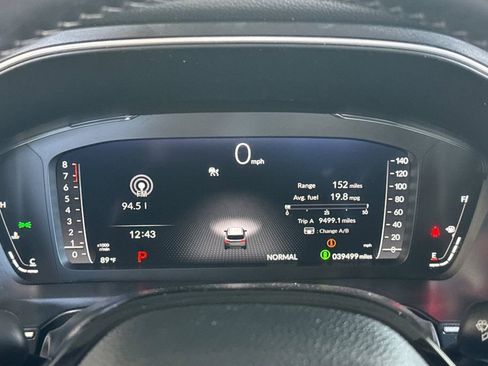 Used 2023 Honda Pilot Elite image 23