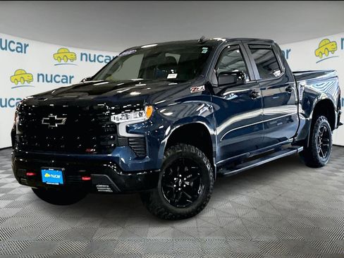 Used 2022 Chevrolet Silverado 1500 LT Trail Boss image 3