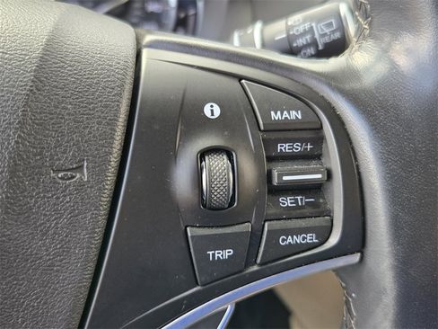 Used 2020 Acura MDX FWD image 24