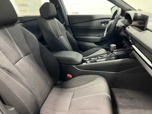 Used 2025 Honda Accord Sport image 29