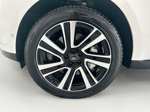 Used 2023 Land Rover Range Rover SE AWD/4WD image 29