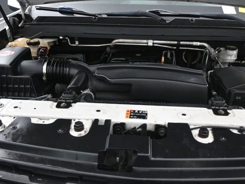 Used 2018 Chevrolet Colorado LT RWD image 14