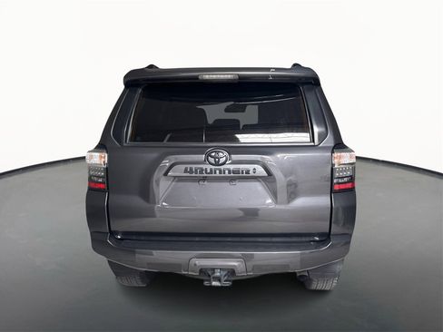 Used 2021 Toyota 4Runner SR5 image 6