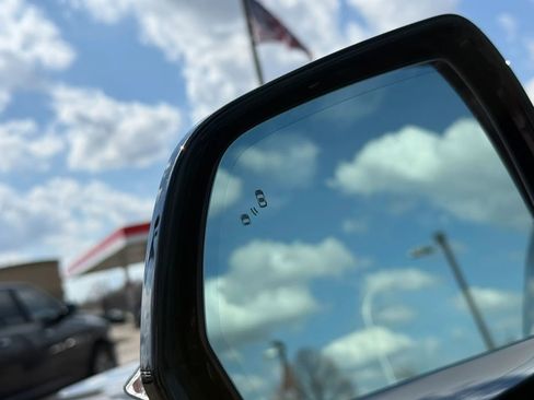 Used 2022 Lincoln Aviator Black Label w/ Dynamic Handling Package image 13