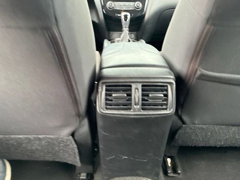 Used 2020 Nissan Rogue Sport S AWD/4WD image 24