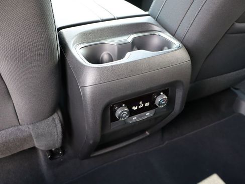 New 2025 Chevrolet Traverse LT w/ Sun and Wheel Package image 41