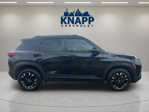 Used 2023 Chevrolet TrailBlazer LT w/ Convenience Package AWD/4WD image 4