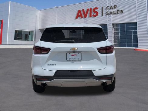 Used 2025 Chevrolet Blazer LT FWD image 7