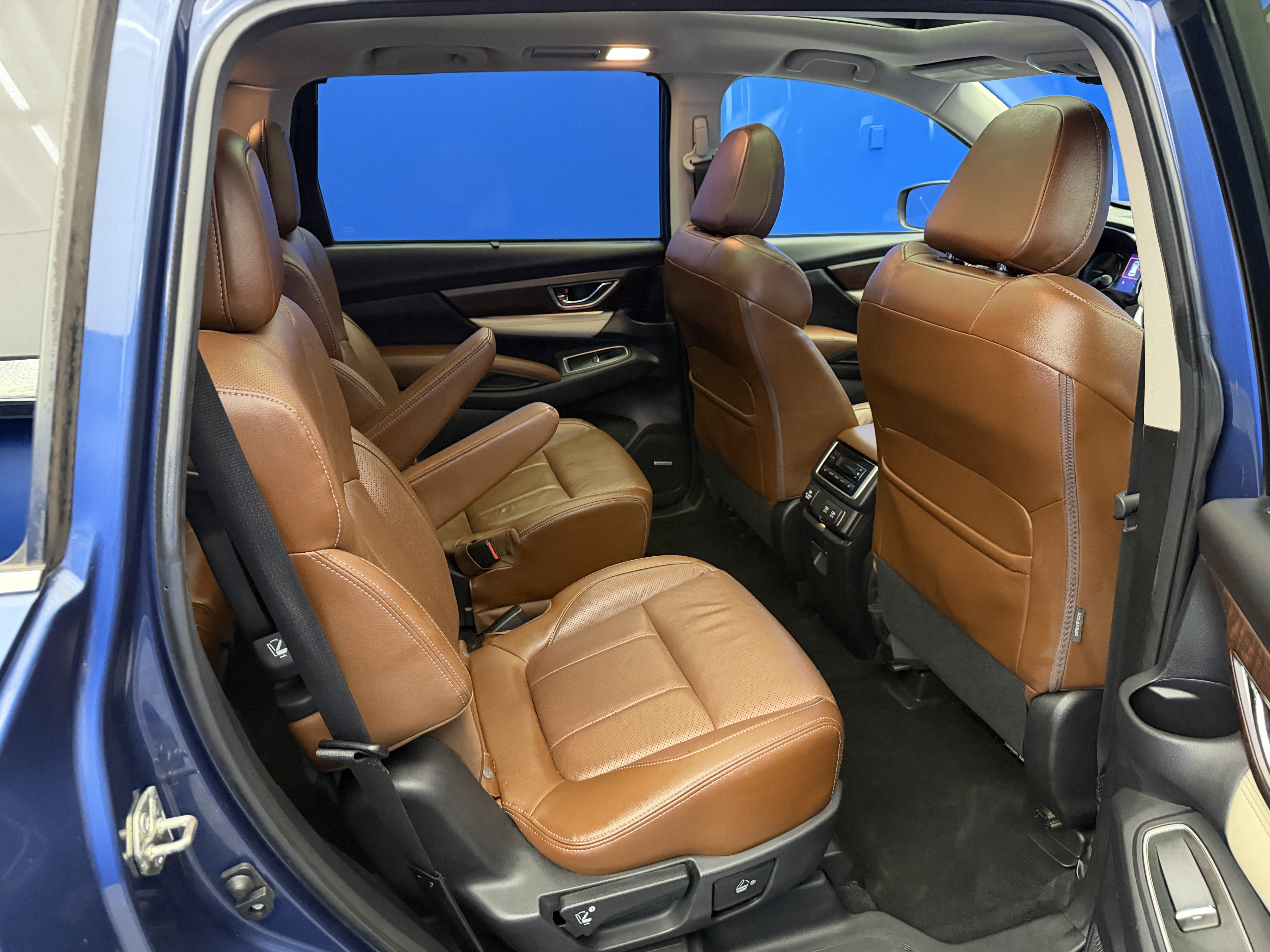 Used 2019 Subaru Ascent Touring AWD/4WD image 30