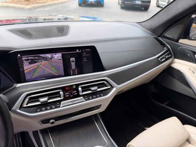 Used 2019 BMW X7 xDrive40i w/ Premium Package AWD/4WD image 27