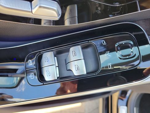 New 2026 Mercedes-Benz S 500 4MATIC image 19