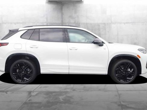 New 2026 Volkswagen Tiguan SE R-Line image 5