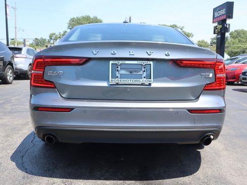 Used 2019 Volvo S60 T5 Momentum w/ Multimedia Package FWD image 4