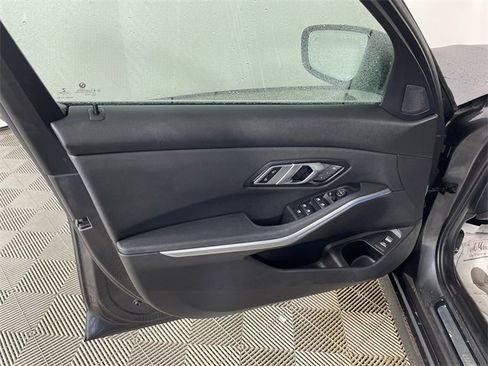 Used 2019 BMW 330i 330i w/ Convenience Package image 18