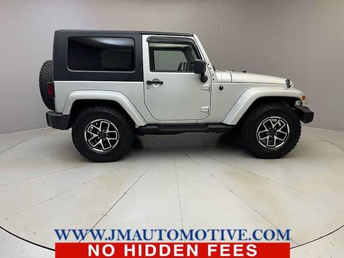 Used 2009 Jeep Wrangler Sahara w/ Dual Top Group AWD/4WD image 6
