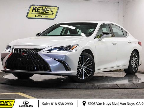 Used 2025 Lexus ES 350 w/ Premium Package FWD image 1