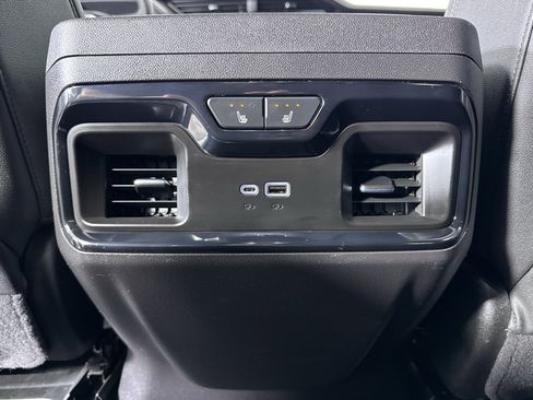 Used 2024 GMC Sierra 1500 AT4 w/ Technology Package image 23