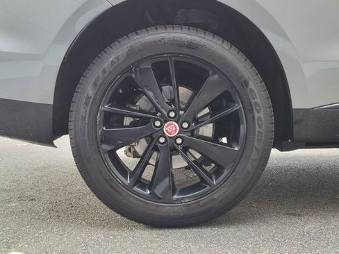 Used 2023 Jaguar F-PACE S image 16