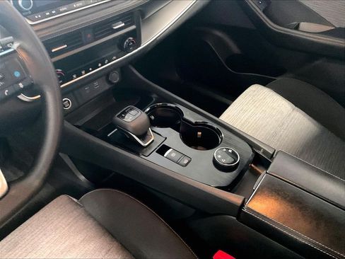 Certified 2023 Nissan Rogue SV AWD/4WD image 20