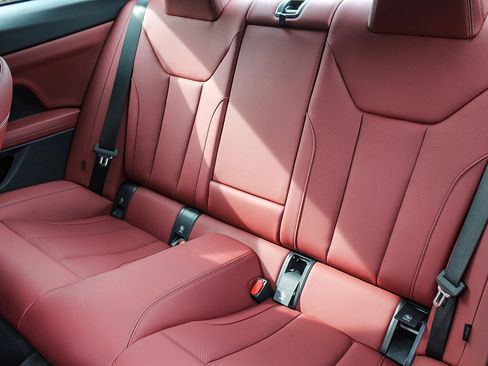 Certified 2025 BMW 430i 430i w/ Convenience Package image 18