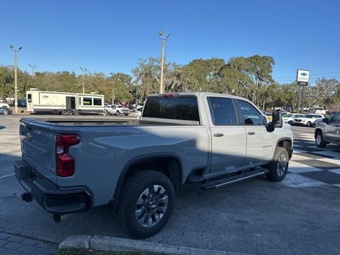 Used 2025 Chevrolet Silverado 2500 Custom w/ Custom Value Package image 5