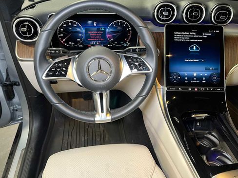 Certified 2025 Mercedes-Benz GLC 300 4MATIC image 26