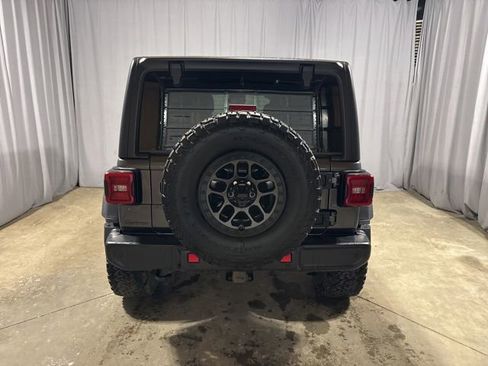 Used 2022 Jeep Wrangler Unlimited Sport AWD/4WD image 8