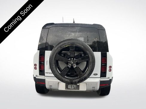 Used 2022 Land Rover Defender 90 S AWD/4WD image 6