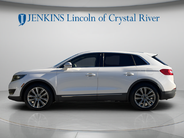 Used 2017 Lincoln MKX Reserve w/ Driver Assistance Package AWD/4WD image 11