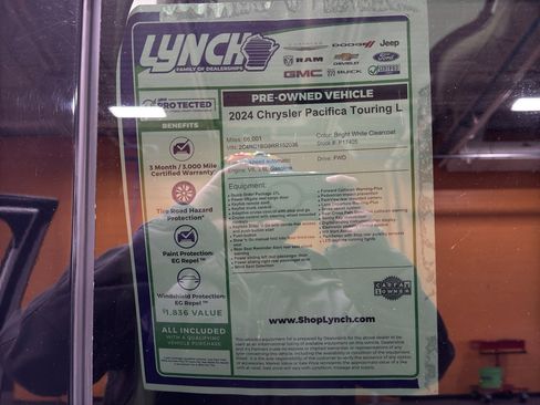 Used 2024 Chrysler Pacifica Touring-L FWD image 39