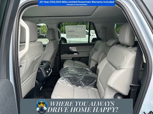 New 2026 Ford Expedition Max Active RWD image 20