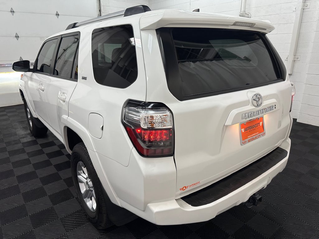 Used 2023 Toyota 4Runner SR5 Premium w/ Moonroof Package AWD/4WD image 8