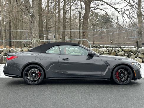 Used 2022 BMW M4 xDrive Competition image 31