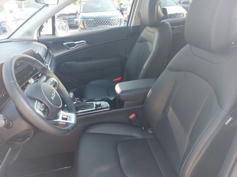 Used 2025 Kia Sportage EX w/ Premium Package FWD image 14
