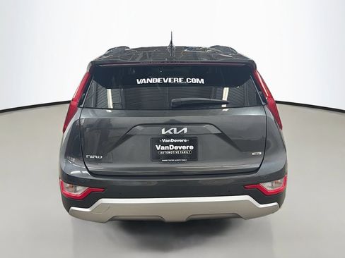 Used 2024 Kia Niro EX FWD image 7