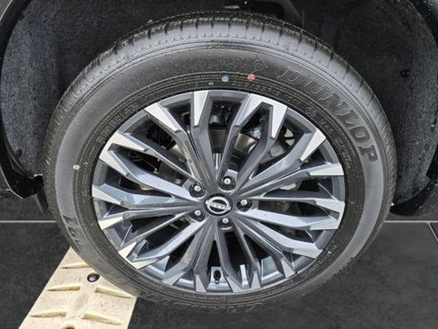 New 2026 Nissan Rogue Platinum AWD/4WD image 12