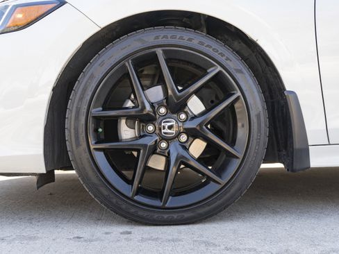 Used 2023 Honda Civic Sport image 14