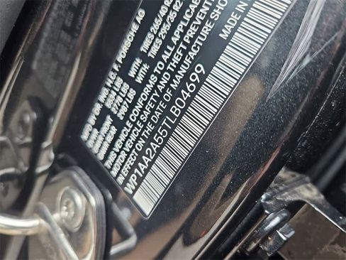 New 2026 Porsche Macan image 11