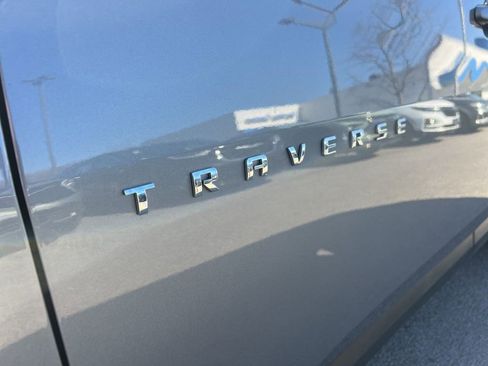 Used 2019 Chevrolet Traverse LS w/ LPO, Floor Liner Package AWD/4WD image 29