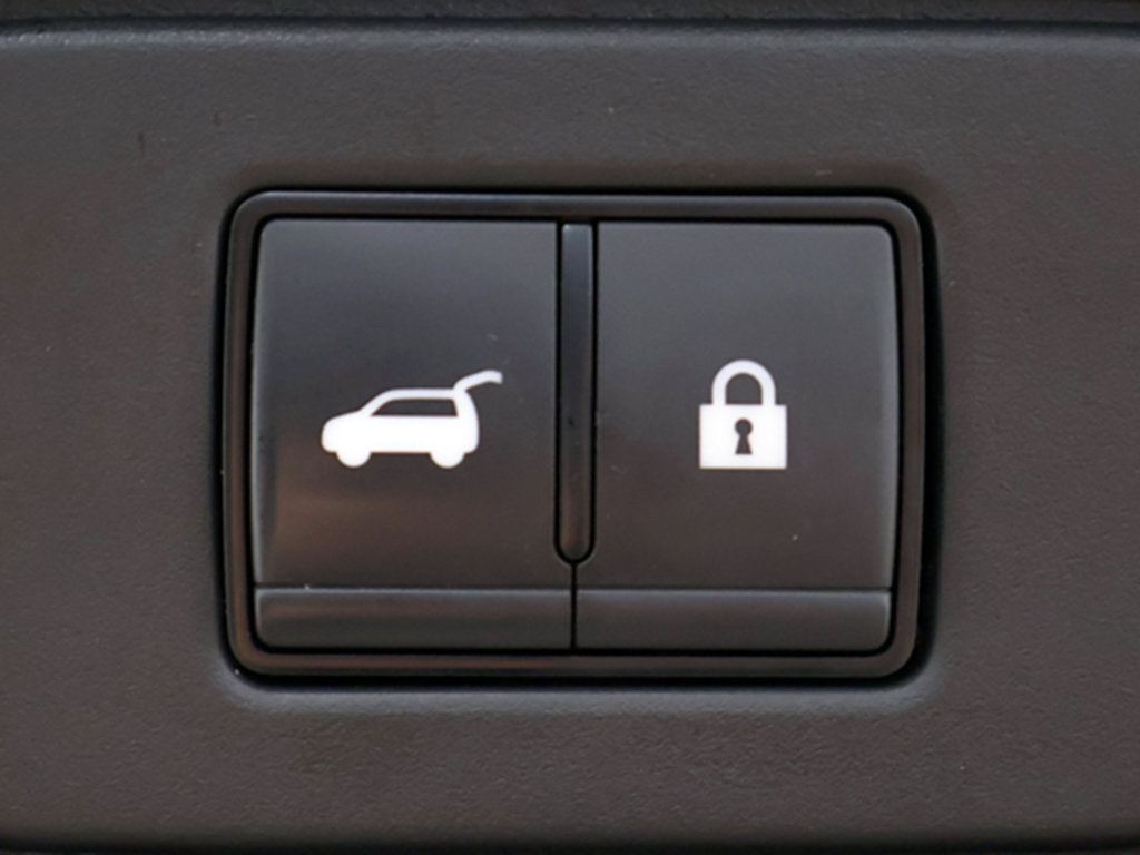 Used 2024 Nissan Pathfinder SL AWD/4WD image 59