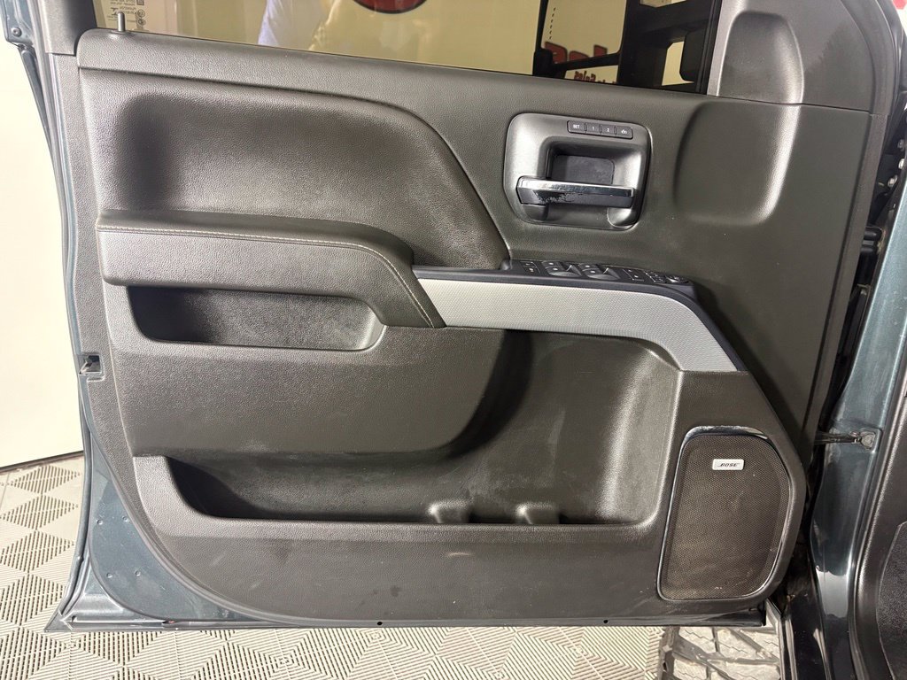 Used 2019 Chevrolet Silverado 2500 LTZ w/ Duramax Plus Package AWD/4WD image 16
