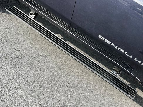 Used 2024 GMC Sierra 2500 Denali Ultimate image 21