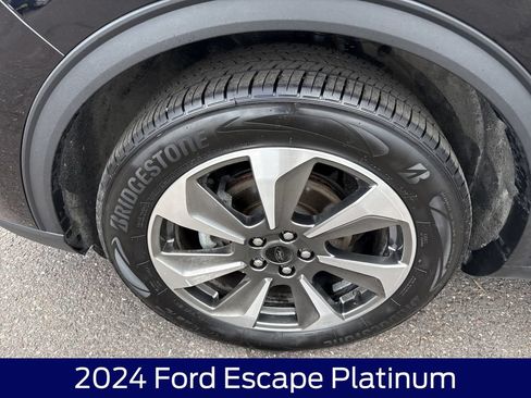 Used 2024 Ford Escape Platinum AWD/4WD image 11