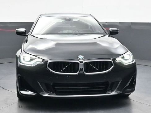 Used 2025 BMW 230i xDrive Coupe w/ Premium Package image 10