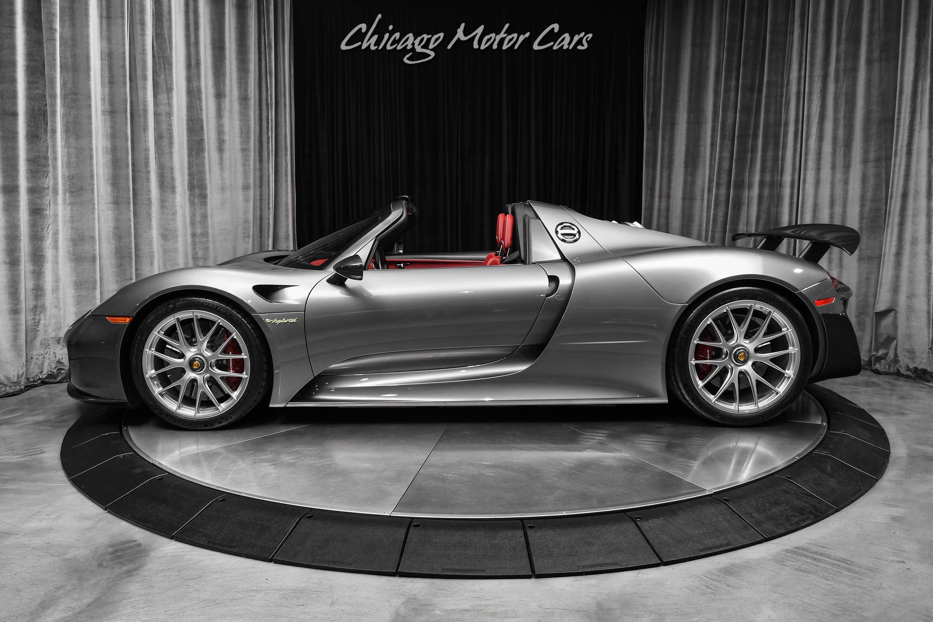 Used 2015 Porsche 918 Spyder AWD/4WD image 32
