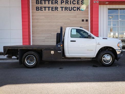Used 2022 RAM 3500 Tradesman w/ Safety Group AWD/4WD image 2